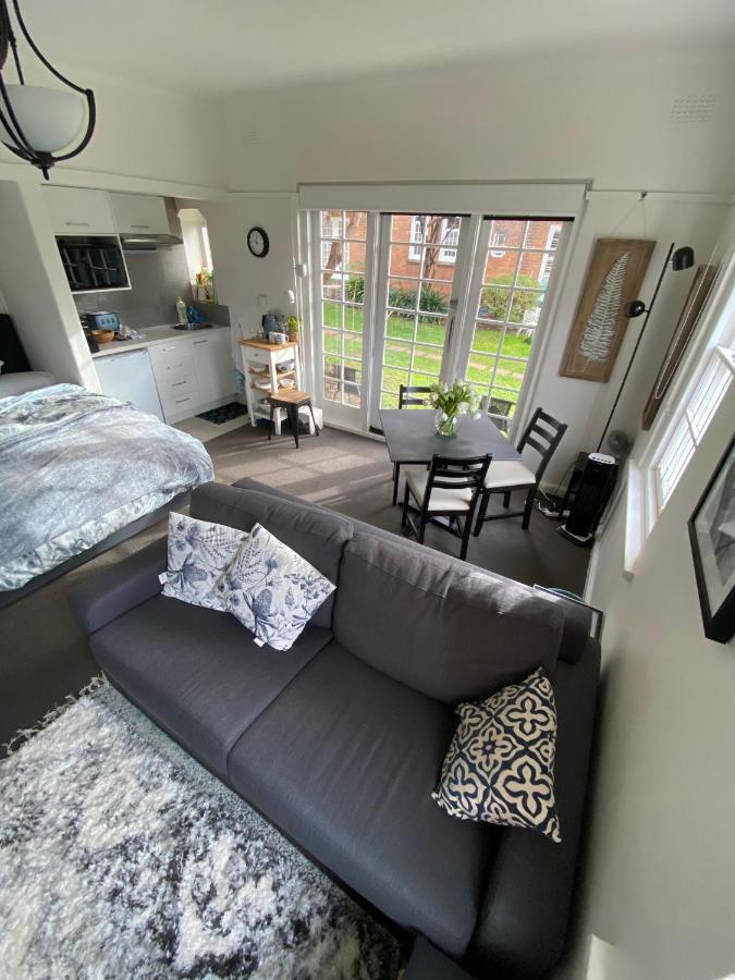 East Melbourne City Studio - Amazing Location & Sunny Charm Apartment Bagian luar foto
