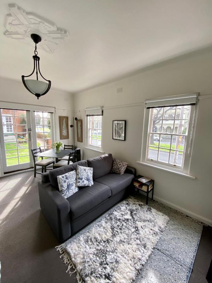 East Melbourne City Studio - Amazing Location & Sunny Charm Apartment Bagian luar foto